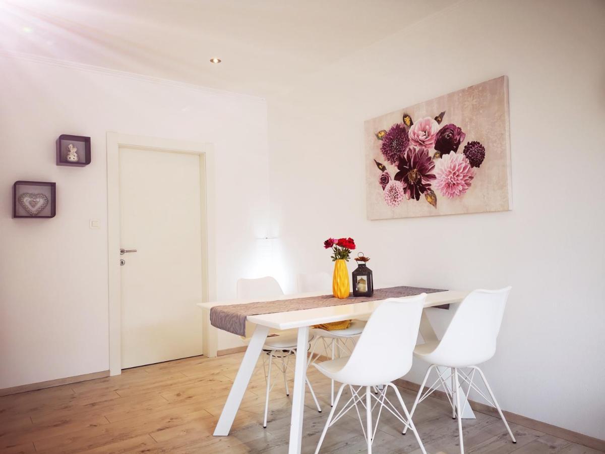 Apartmani "Sandro" Gonar Rab Town Extérieur photo