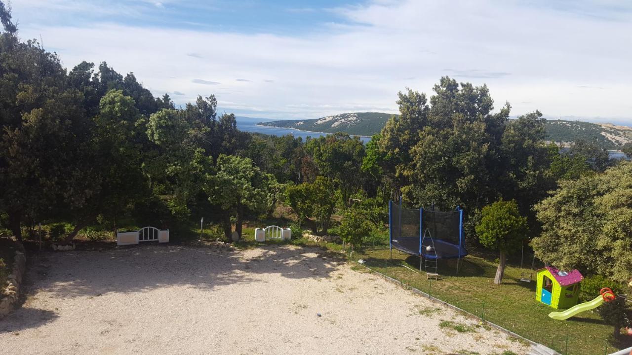 Apartmani "Sandro" Gonar Rab Town Extérieur photo